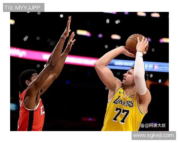 2009年NBA西部决赛第六场火箭对湖人精彩回顾与赛后分析